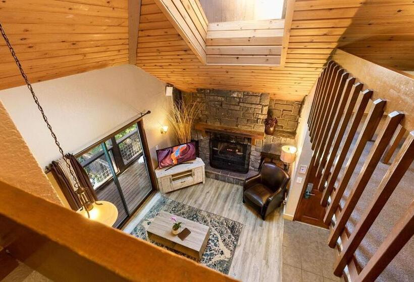 Hotel Loge Alta Crystal Resort At Mt Rainier