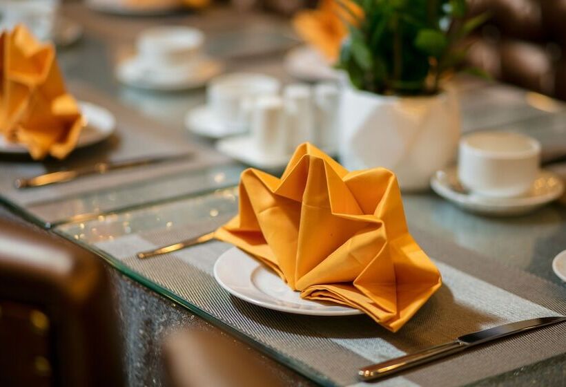 هتل Madelise Grand