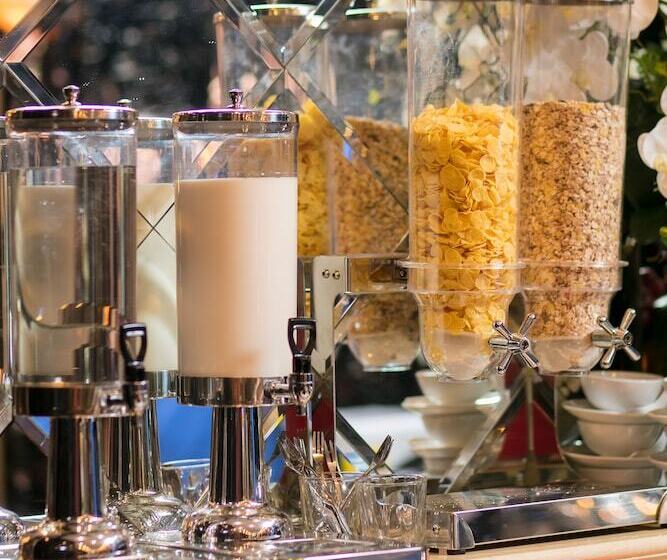 هتل Madelise Grand