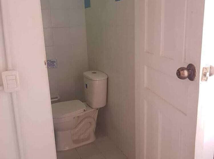 هتل Playa Tiburon