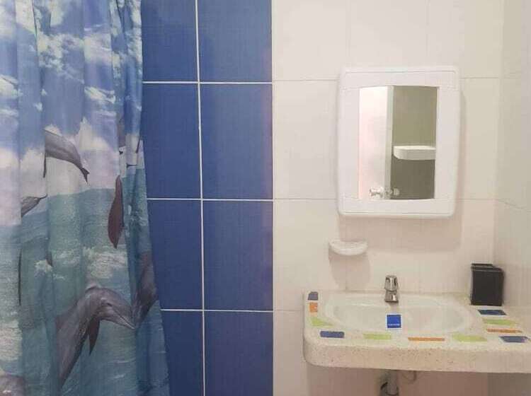 هتل Playa Tiburon