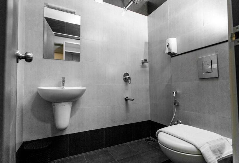 Отель Sapphire Club Metro