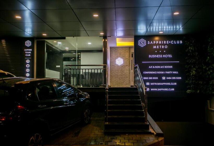 Отель Sapphire Club Metro