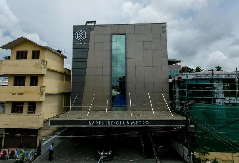 Отель Sapphire Club Metro
