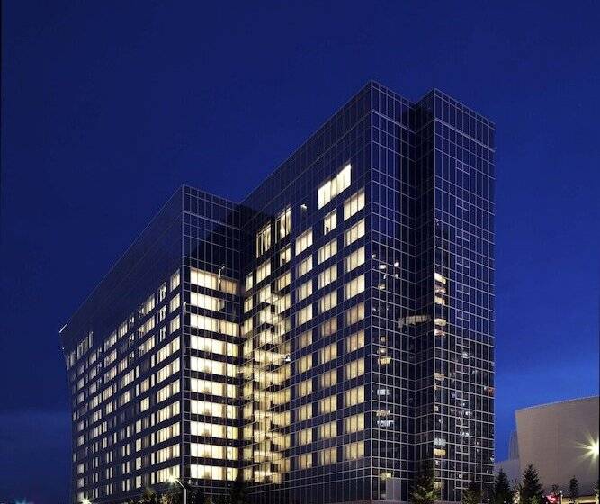 The Kahala Hotel & Resort Yokohama