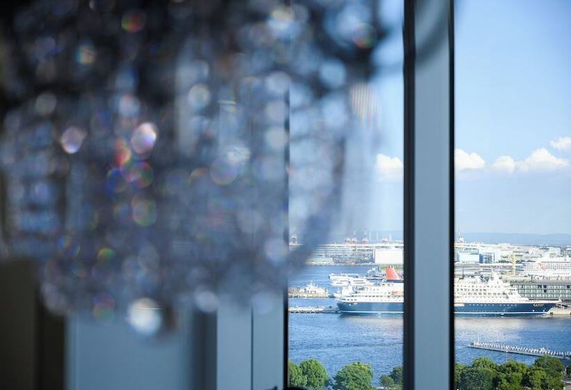 The Kahala Hotel & Resort Yokohama