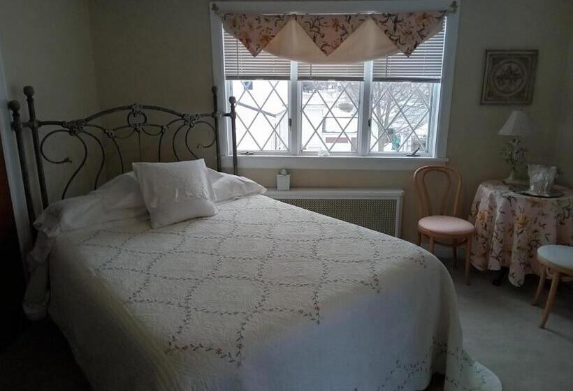 پانسیون The Guest House At The Regina House Tea Room