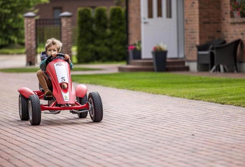 پانسیون Villa Aido