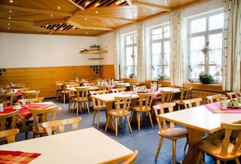 호스텔 Wallfahrts Gaststätte Heilbrünnl