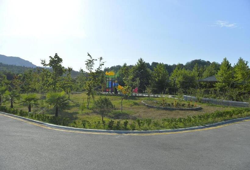 هتل Hirkan Park