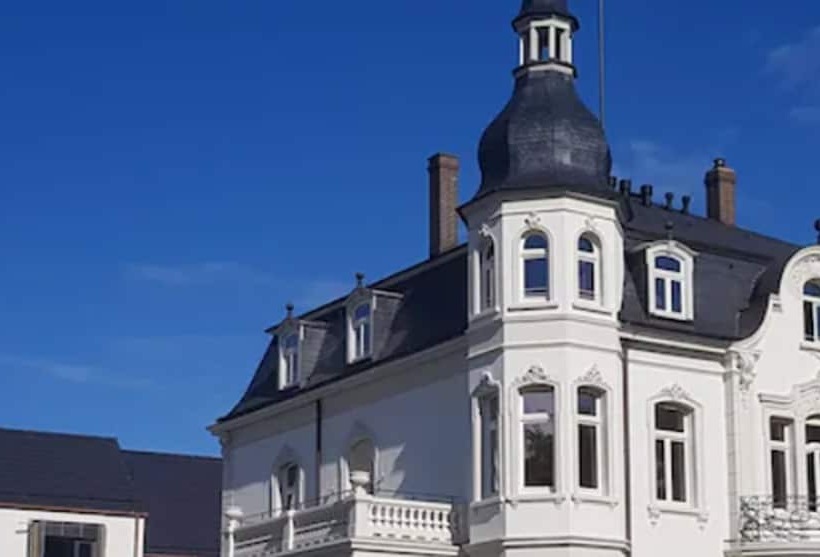 فندق Hôtel Villa Raab