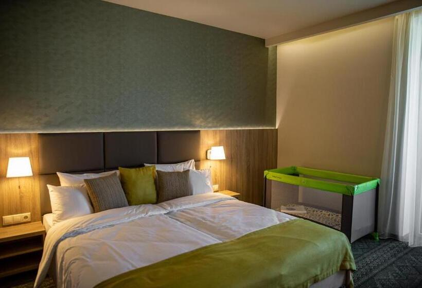 בית מלון כפרי Lignum