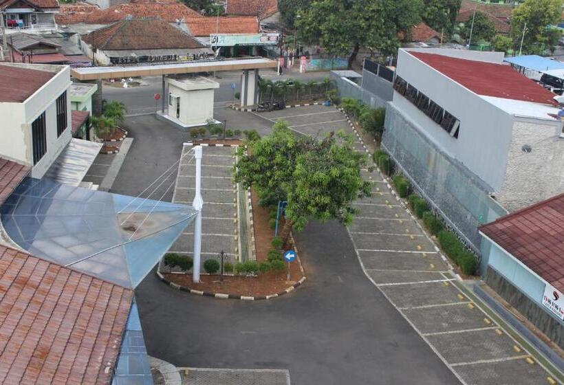 호텔 Nalendra Plaza Subang