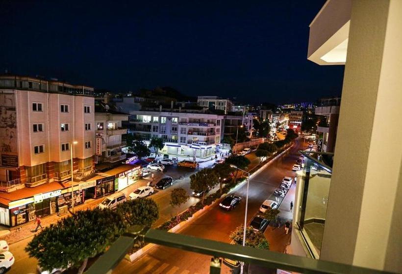 ホテル Papi̇llonada