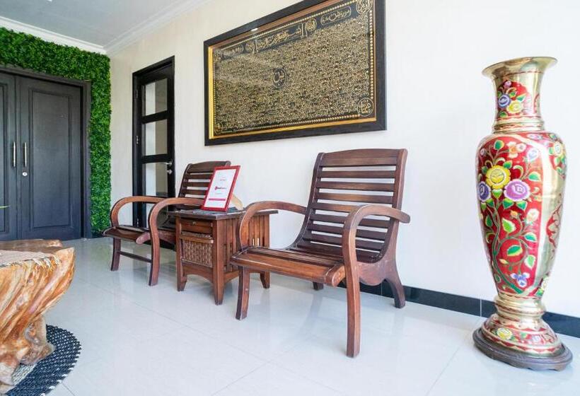 膳宿费 Reddoorz Syariah Near Marvel City Mall 2