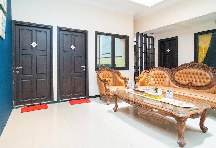 膳宿费 Reddoorz Syariah Near Marvel City Mall 2