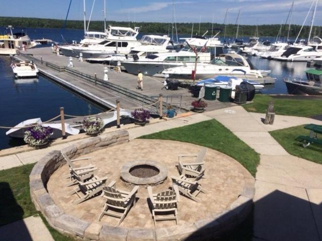 فندق صغير Harbor Guest House