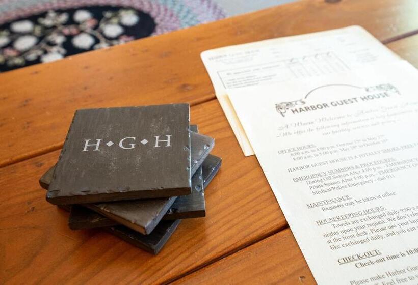 فندق صغير Harbor Guest House