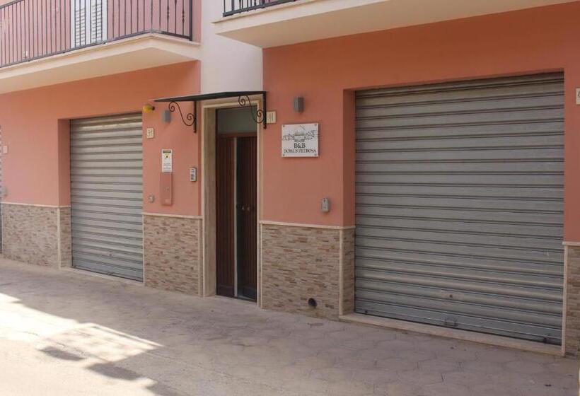 مبيت وإفطار Domus Petrosa