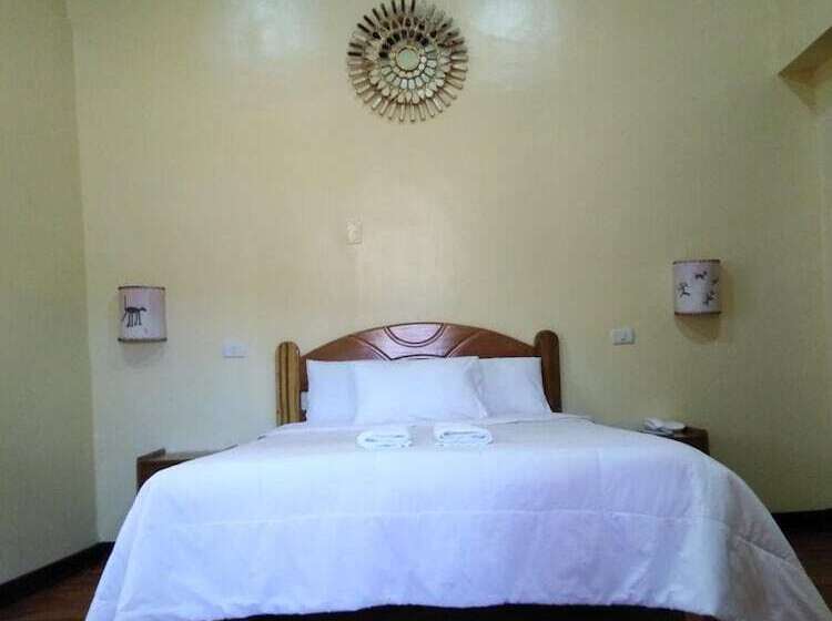 Отель Alli's House