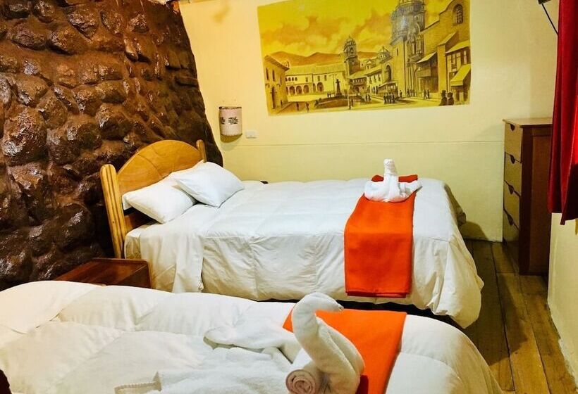 Отель Alli's House