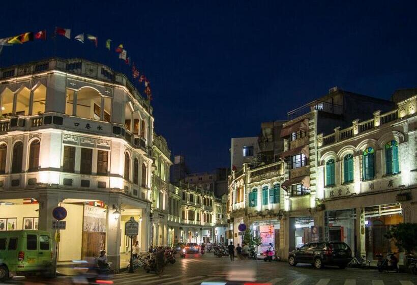 هتل Care Residential