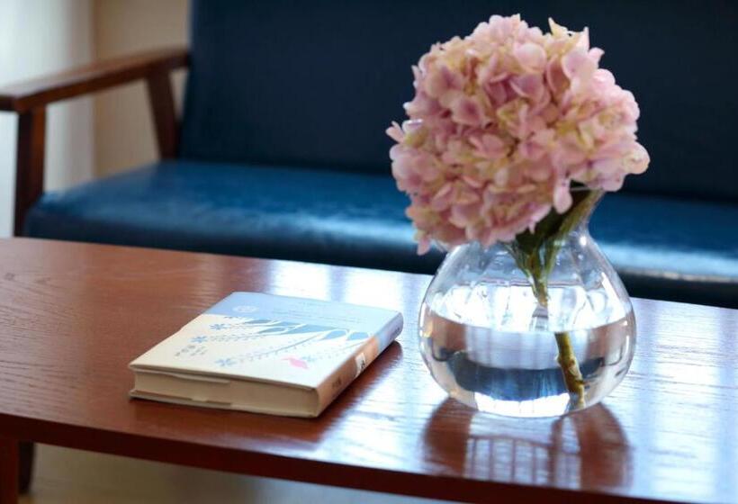 فندق Care Residential