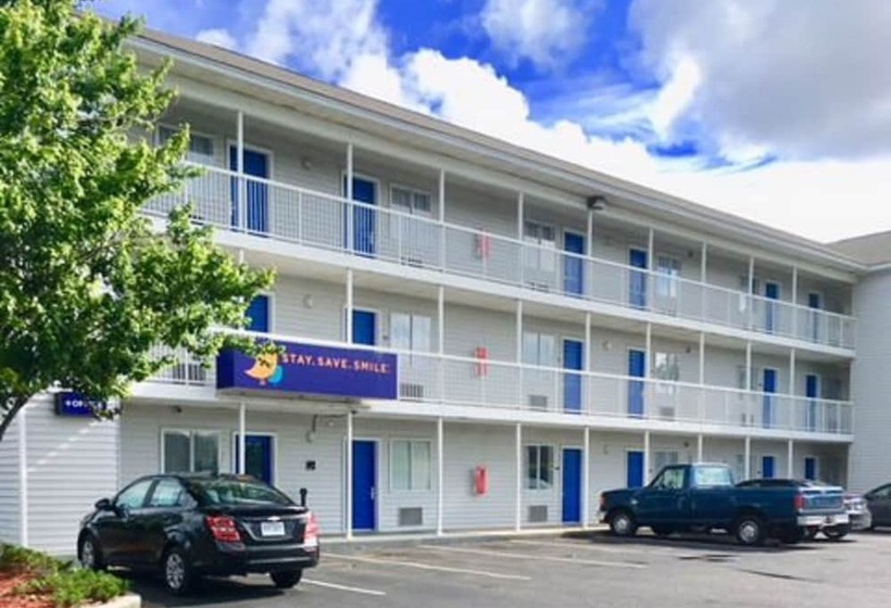 Отель Intown Suites Extended Stay North Charleston Sc Rivers Ave
