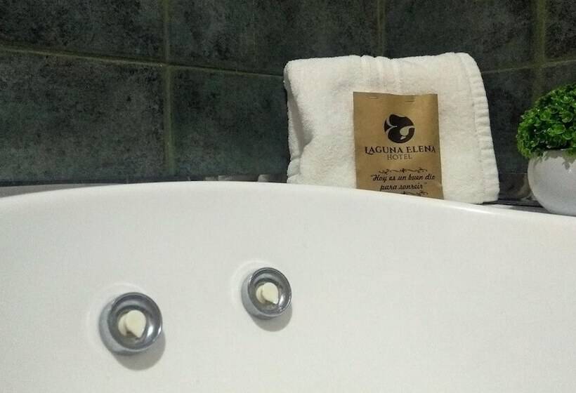Hotel Laguna Elena