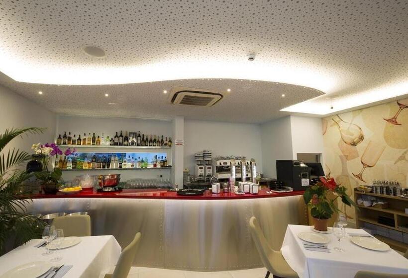 فندق Ocean Lounge