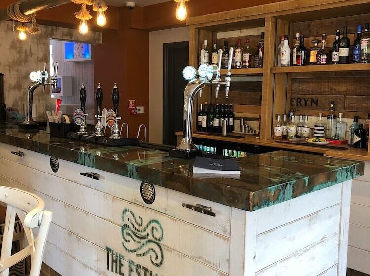 酒店 The Estuary   A Bar With Rooms