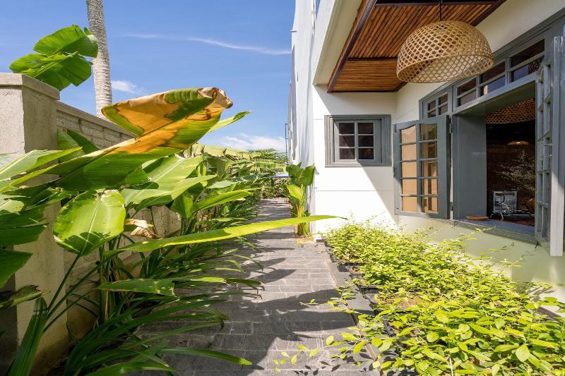 هتل Tropical Home Villa