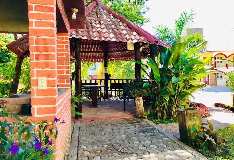 فندق Y Restaurante Villas Del Sol Jalpan