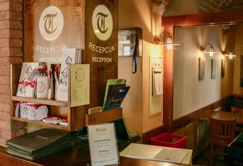 پانسیون Guesthouse Turšič