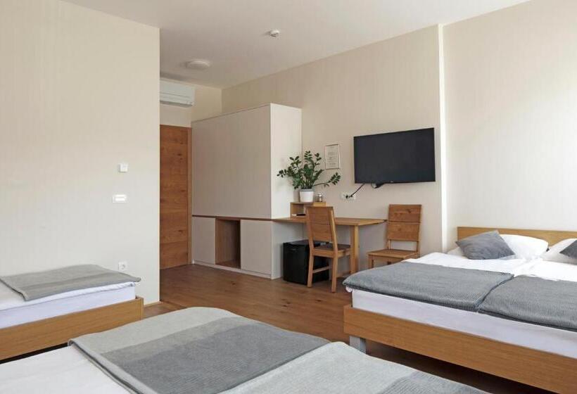 پانسیون Guesthouse Turšič