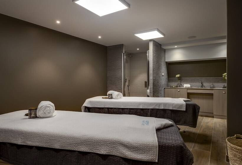 Pierre & Vacances Premium L Hévana