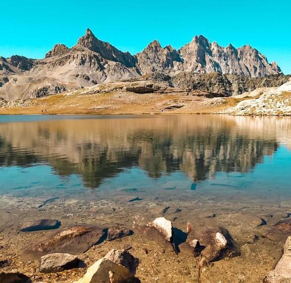 Общежитие Visaisa Taverna & Foresteria