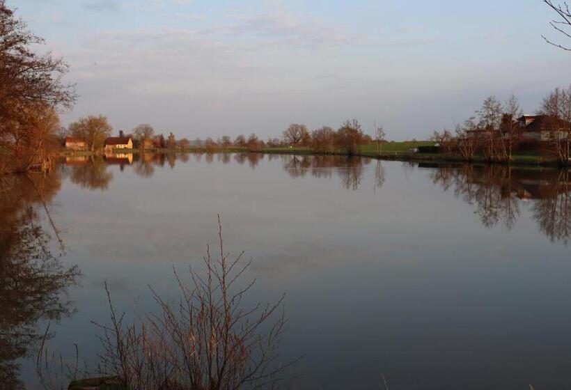 ユースホステル Zur Altmühlquelle