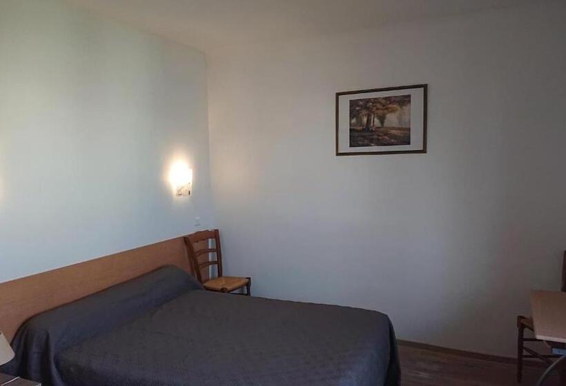 Отель Auberge Le Cévenol