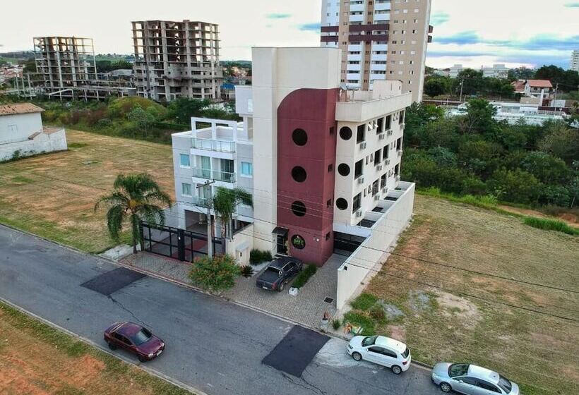 ホテル Bike Taubate