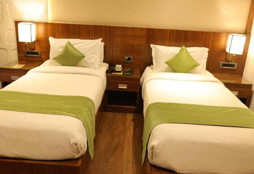 酒店 Ceasar Palace Kottayam