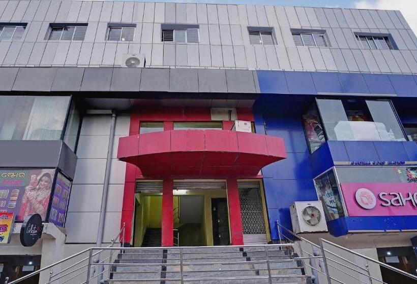 Hotel Super Collection O Kalinga Bapuji Nagar