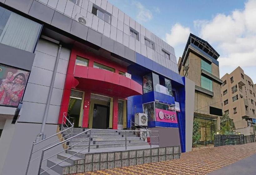 Hotel Super Collection O Kalinga Bapuji Nagar