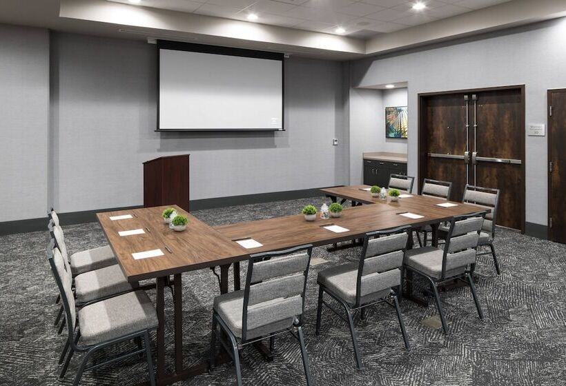 호텔 Courtyard By Marriott Houston Heights/i10