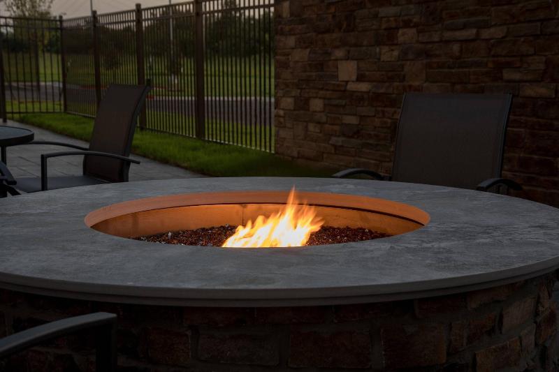 هتل Fairfield Inn & Suites By Marriott Little Rock Airport