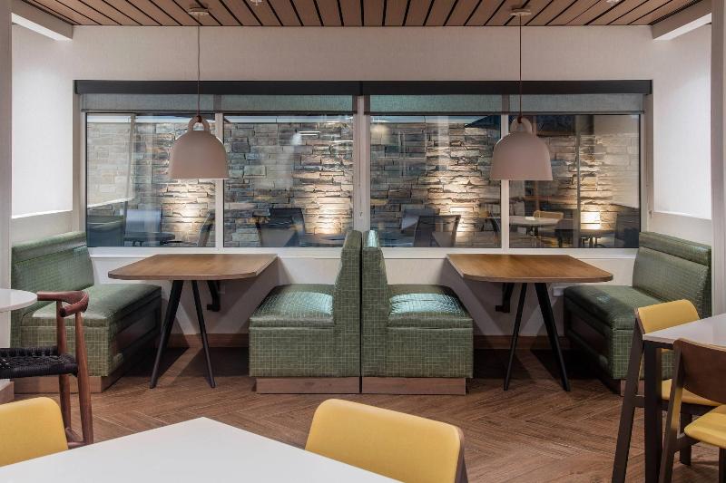 هتل Fairfield Inn & Suites By Marriott Little Rock Airport