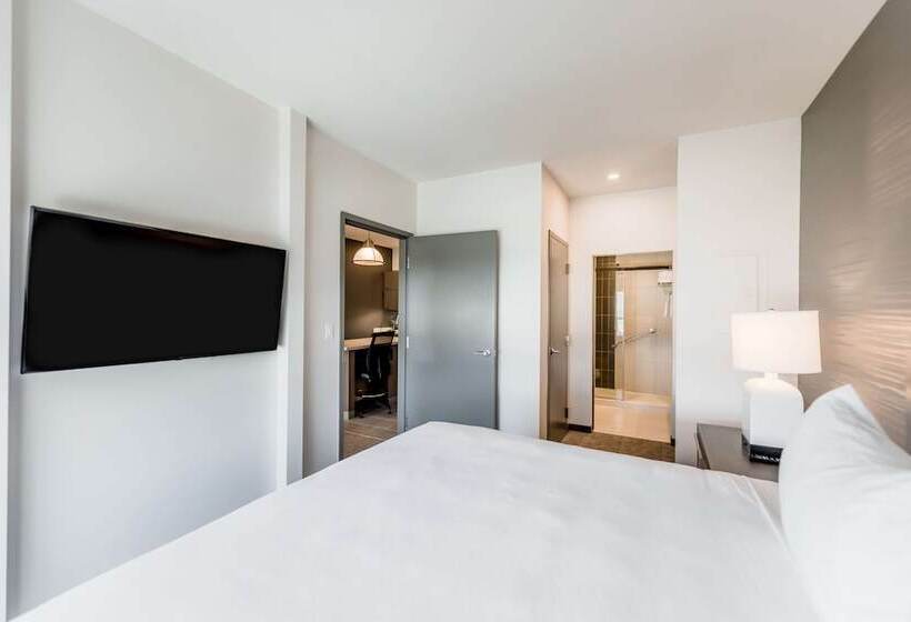 Отель Hyatt House Winnipeg South Outlet Collection