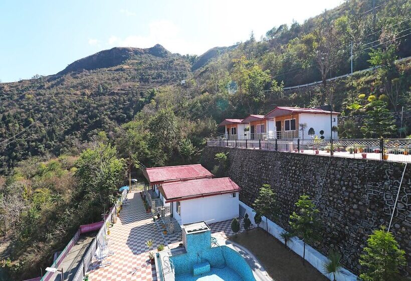 בית מלון כפרי Oyo 28838 Brv Resorts