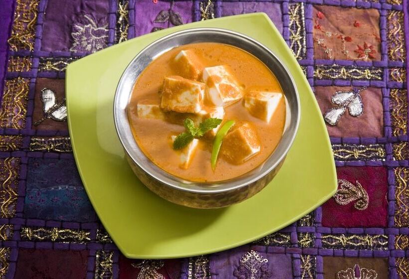 בית מלון כפרי Oyo 28838 Brv Resorts