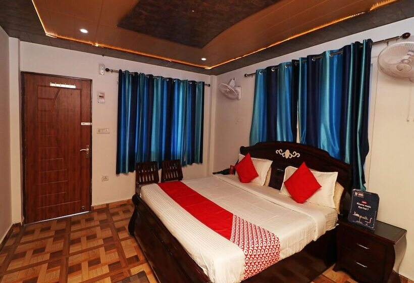 בית מלון כפרי Oyo 28838 Brv Resorts